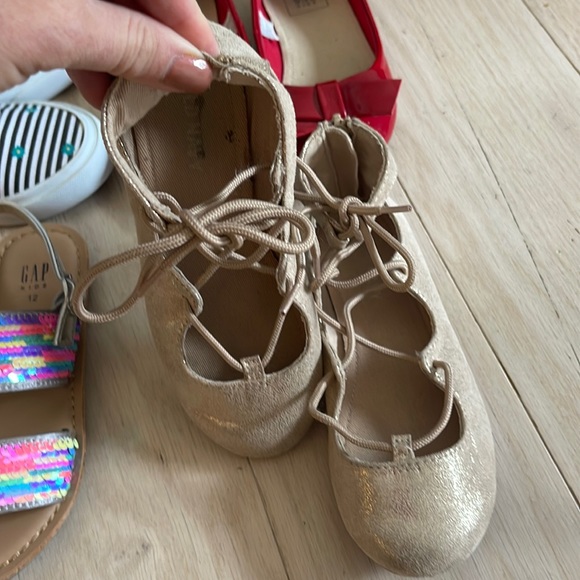 Lot of girls size 12 shoes- Gapkids and Old Navy - Picture 3 of 6